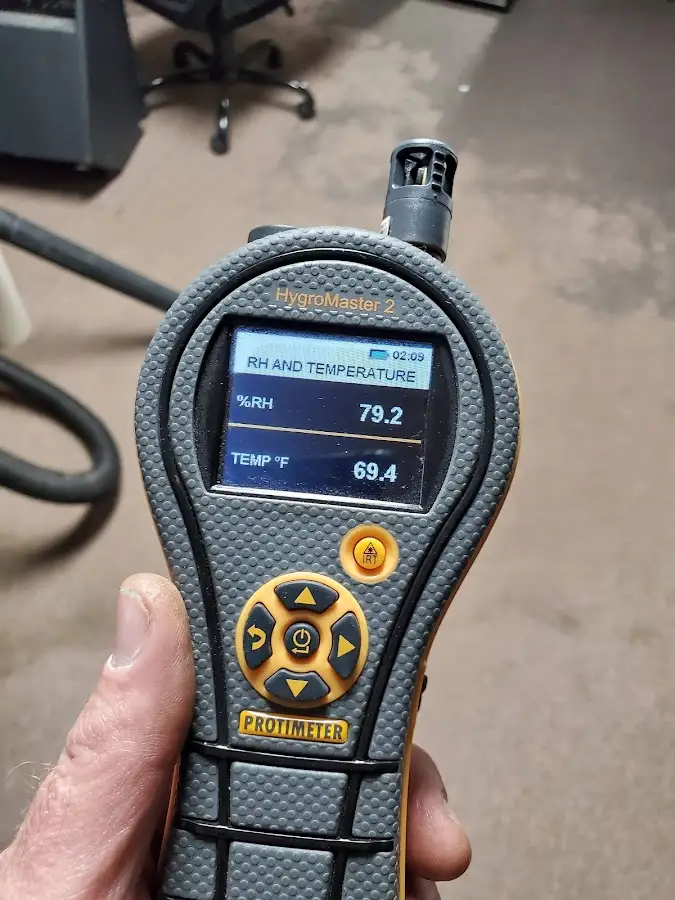 Moisture meter humidity assessment for Fire & Smoke Damage Restoration in Middle Paxton
